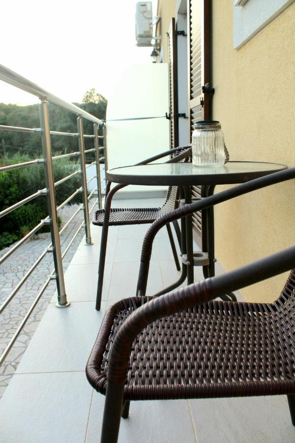 Alegria Apartments Gaios Bagian luar foto