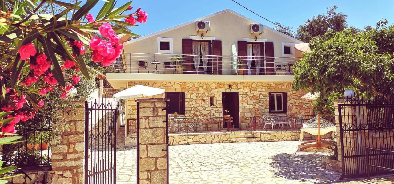 Alegria Apartments Gaios Bagian luar foto