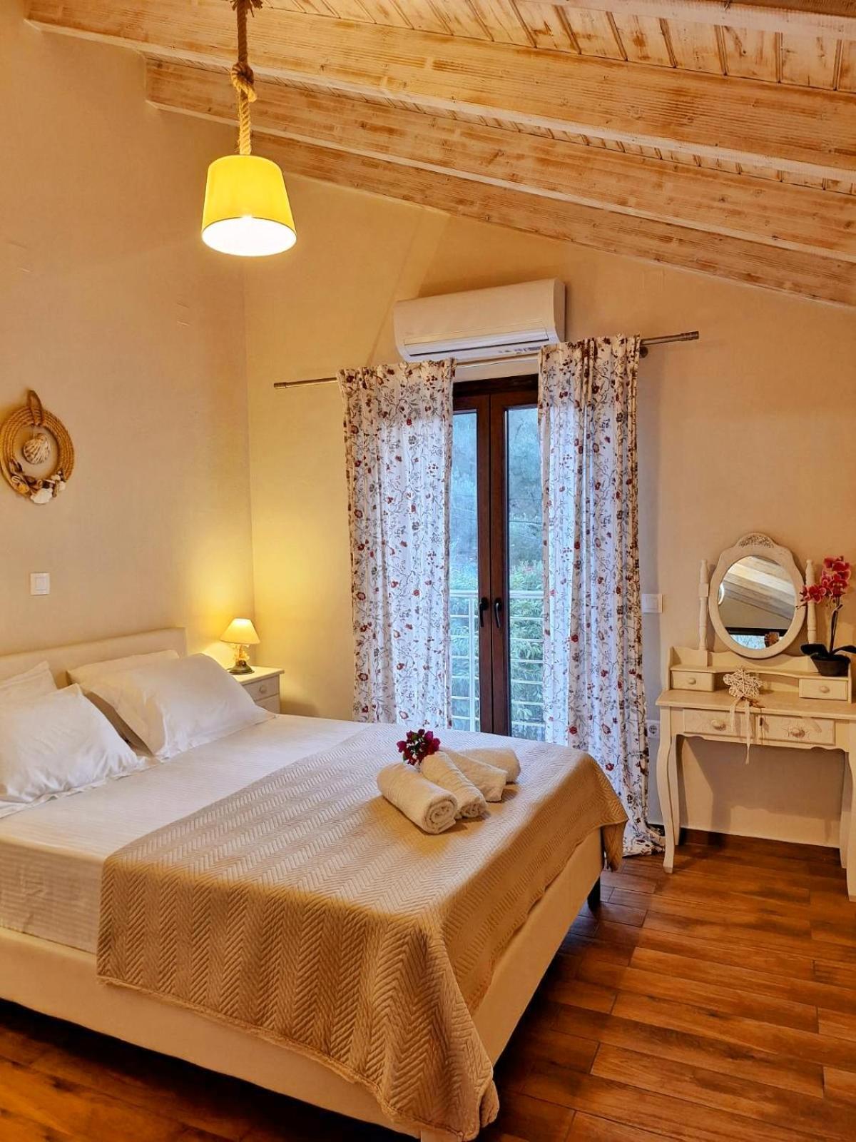 Alegria Apartments Gaios Bagian luar foto